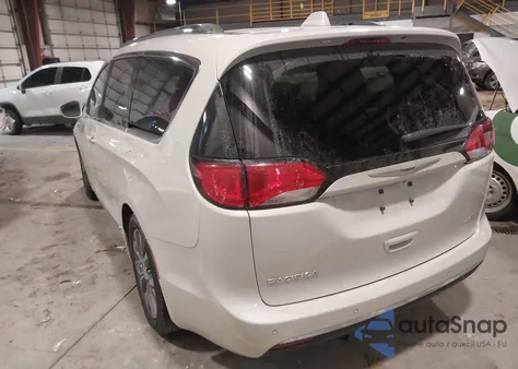 2019 Chrysler Pacifica Limited z USA, uszkodzony, nr VIN 2C4RC1GG9KR609930